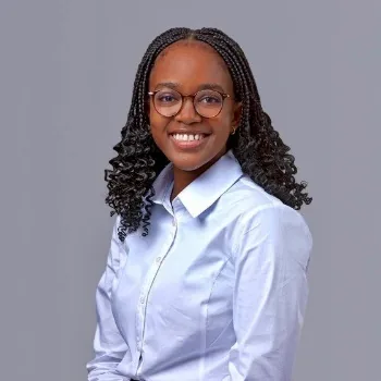Azola Ndongeni